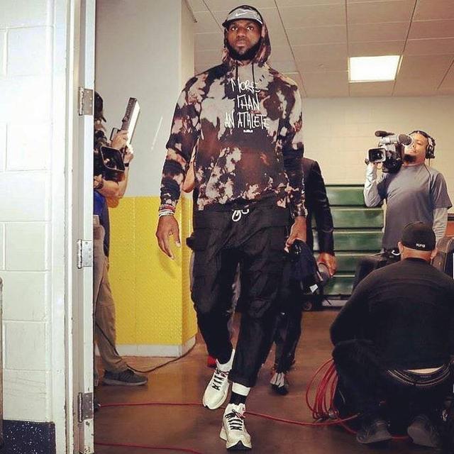 狮吼工作人员：奥谢已经成功入籍澳大利亚，可以出战世界杯（狮吼官员透露：奥谢已完成澳洲入籍，获准征战世界杯）