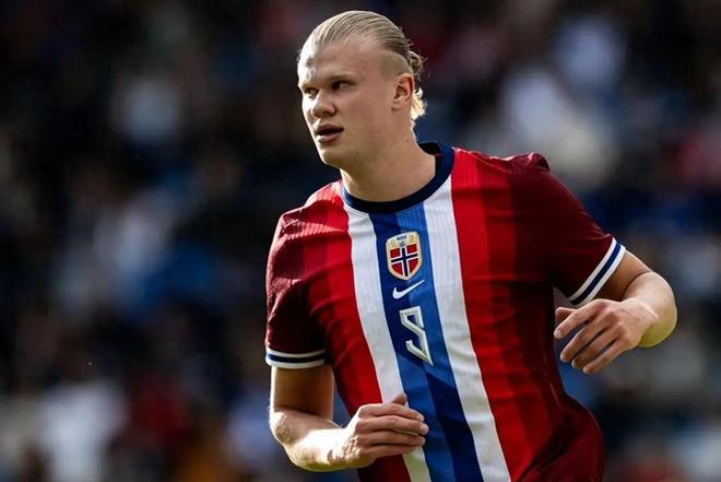 记者：B费受伤之后，梅努不会在冬窗离开曼联（记者称因B费伤缺，曼联今冬不会放走梅努）