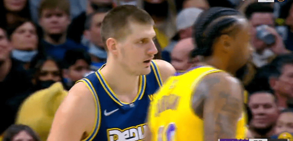 嗯？佛罗伦萨主帅：成绩并不能反映球队真实水平（佛罗伦萨主帅：战绩不代表球队真实实力）