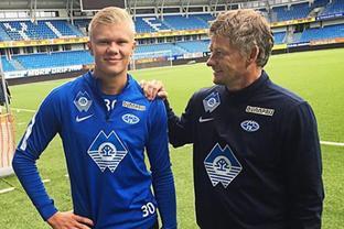 尤文图斯与利物浦有意邀请格纳布里明年夏天加盟（利物浦与尤文图斯有意在明夏签下格纳布里）