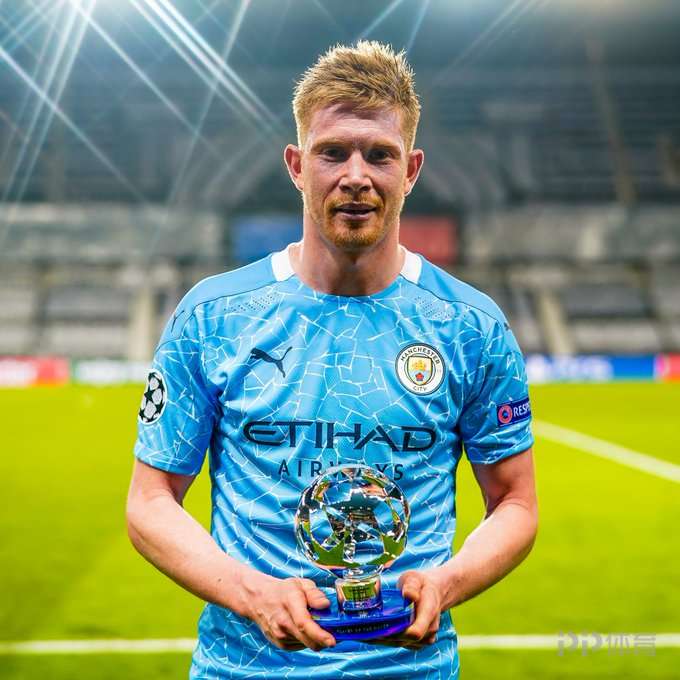 还在较劲！勇士小佩顿双手拦网大帽弗拉格 弗拉格一传一投完成回应（火药味不散！勇士小佩顿双手封盖弗拉格，弗拉格以一传一投强势回击）