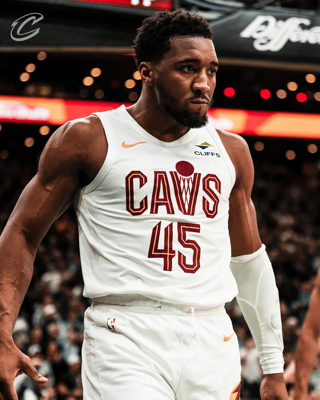 WTT总决赛：王楚钦4-3逆转战胜松岛辉空，晋级八强（WTT总决赛：王楚钦完成逆转，4-3力克松岛辉空闯入八强）