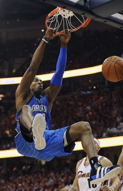 阿隆索：姆巴佩和C罗在感染力方面很像；我们应该培养居莱尔（阿隆索：姆巴佩与C罗的感染力相近，我们应着力培养居莱尔）