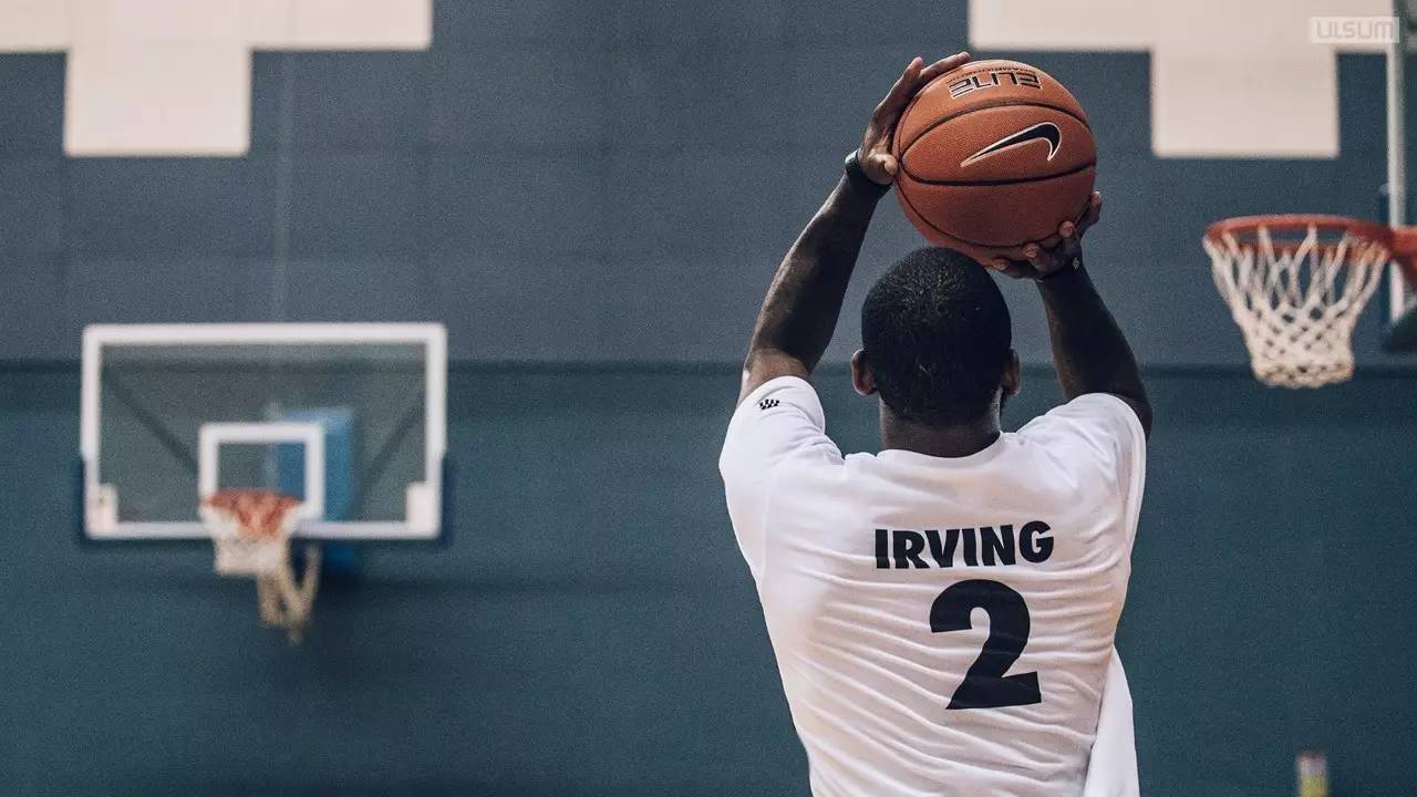 分道扬镳？萨拉赫与球队高层已达成重要一致，核心球员偏向支持斯洛特（共识达成！萨拉赫与高层步调一致，队内核心多倾向支持斯洛特）